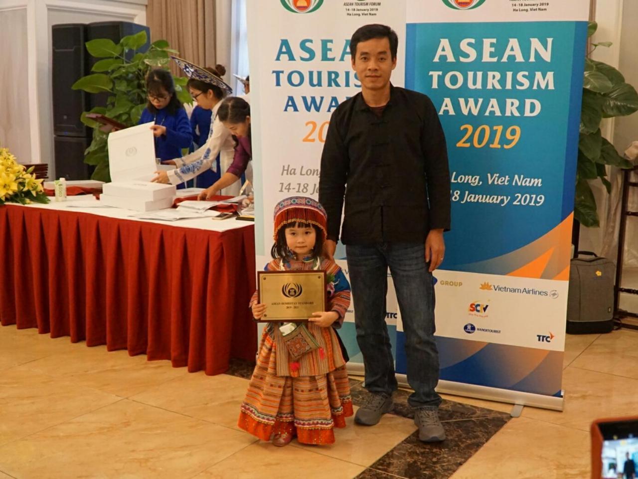 Huy Trung Homestay Bac Ha  Esterno foto